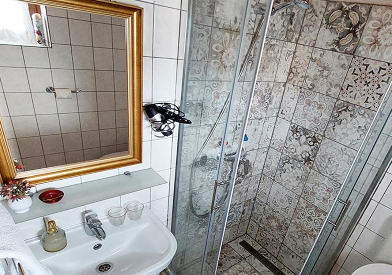 Rohonci Vendeghaz Hotel Kőszeg Eksteriør billede